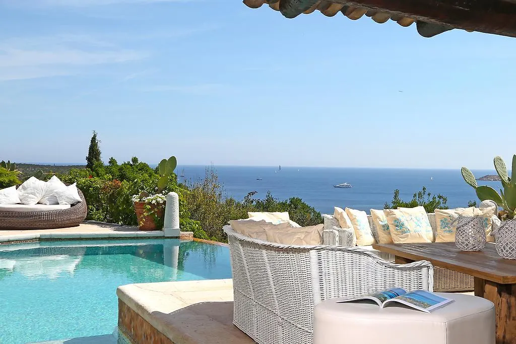 فندق مبيت وإفطار بورتو كيرفو Villa Anna