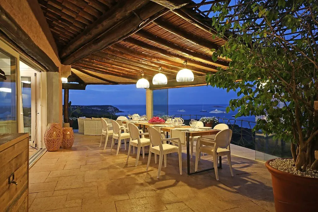 Villa Anna Πόρτο Τσέρβο 4*,  Ιταλία